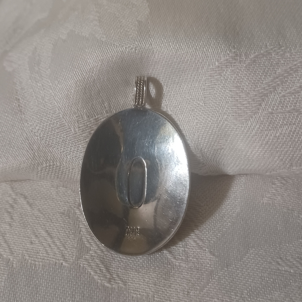 Anna Beck Oval Dot Pendant with a MOP Doublet - Picture 5 of 8